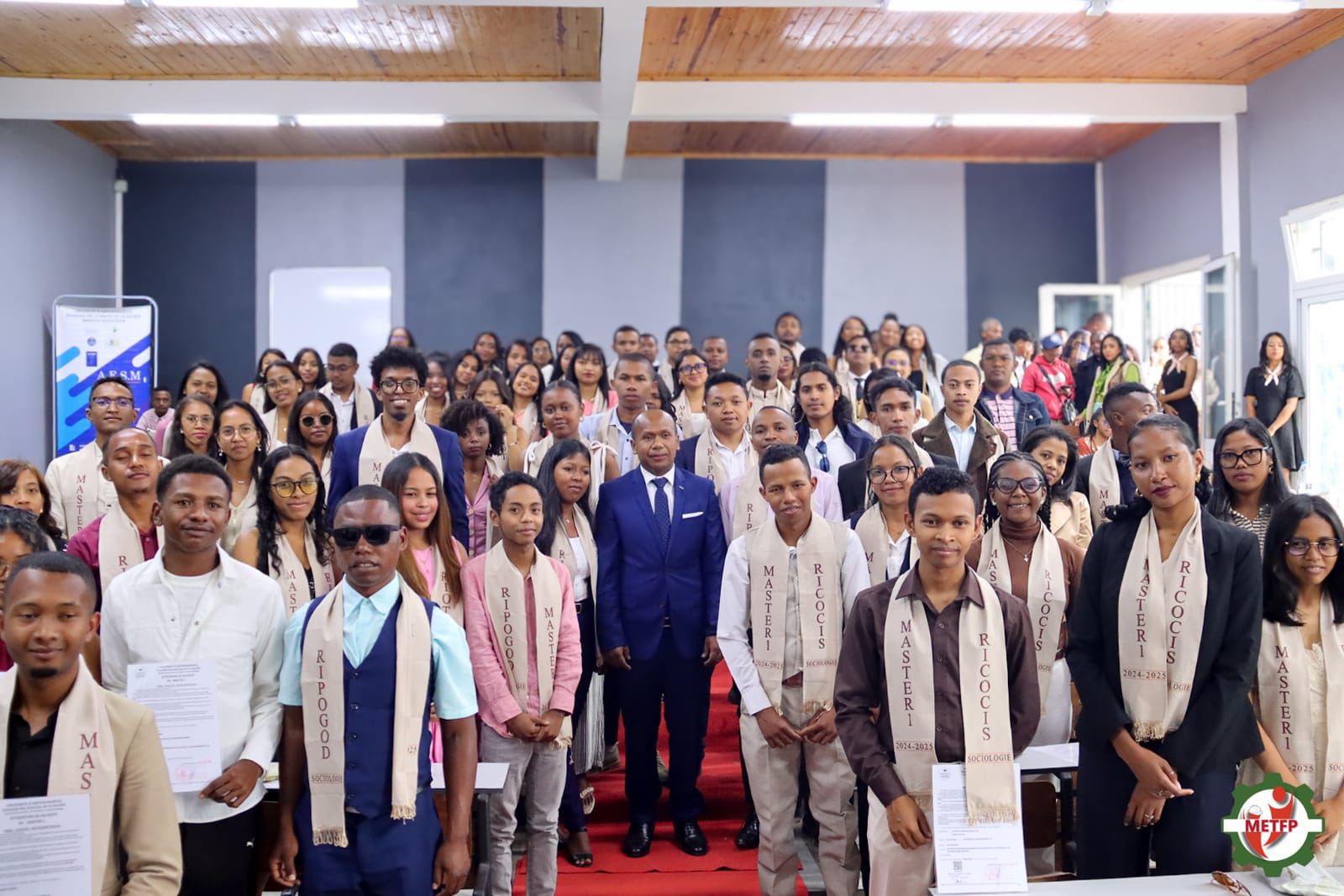 𝗟𝗮𝗻𝗼𝗻𝗮𝗻𝗮 𝗳𝗮𝗻𝗼𝗹𝗼𝗿𝗮𝗻𝗮 𝘁𝗮𝗿𝗮𝘁𝗮𝘀𝘆 𝗳𝗮𝗻𝗮𝗺𝗮𝗿𝗶𝗻𝗮𝗻𝗮 « 𝗠𝗮𝘀𝘁𝗲𝗿 𝟭 « 𝗵𝗼 𝗮𝗻’𝗶𝗿𝗲𝗼 𝗺𝗽𝗶𝗮𝗻𝗮𝘁𝗿𝗮 𝗮𝗼 𝗮𝗺𝗶𝗻’𝗻𝘆 « 𝗠𝗲𝗻𝘁𝗶𝗼𝗻 𝗦𝗼𝗰𝗶𝗼𝗹𝗼𝗴𝗶𝗲 »